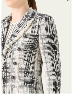 Stylish AKRIS punto Black and Cream Double-Breasted Jacket, size 8